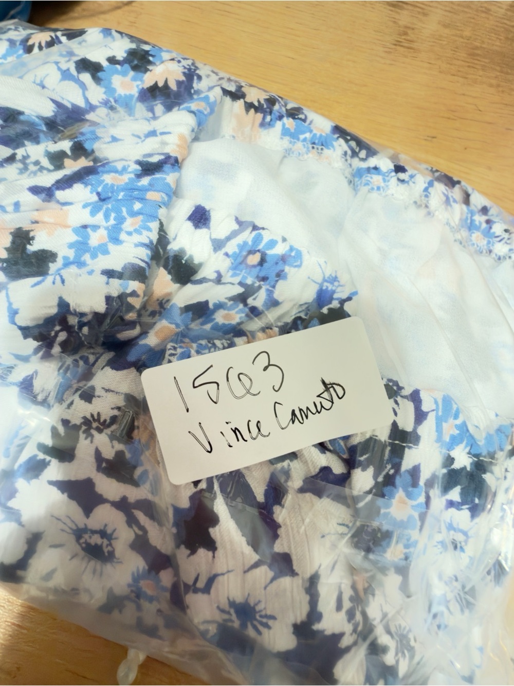 Vince Camuto Off Shoulder Bubble Sleeve Side Tie Blouse, size M, Blue Shadow NWT - Picture 14 of 14